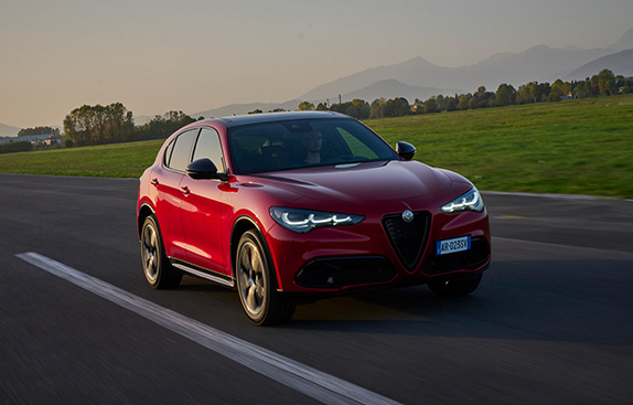 Stelvio-Technologie_MBL.jpg