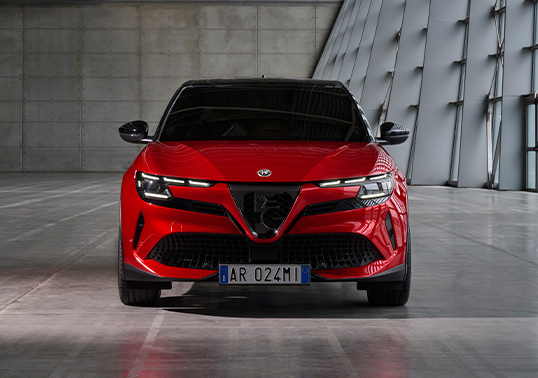 Alfa Romeo Junior - Junior Elettrica - Eccellenza e Stile Italiano