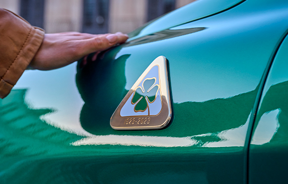 Série spéciale - Alfa Romeo 100ème anniversaire